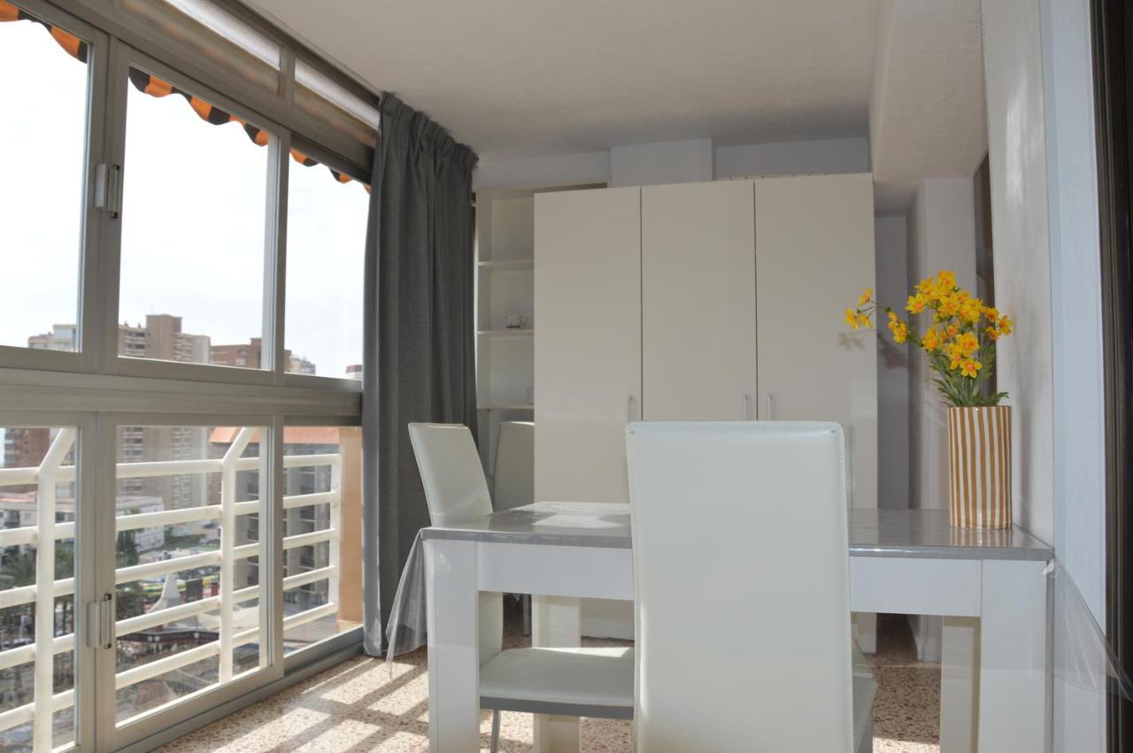 Apartamentos Provima Бенідорм Екстер'єр фото