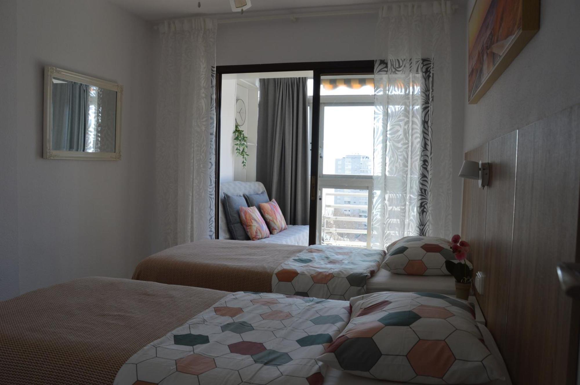Apartamentos Provima Бенідорм Екстер'єр фото
